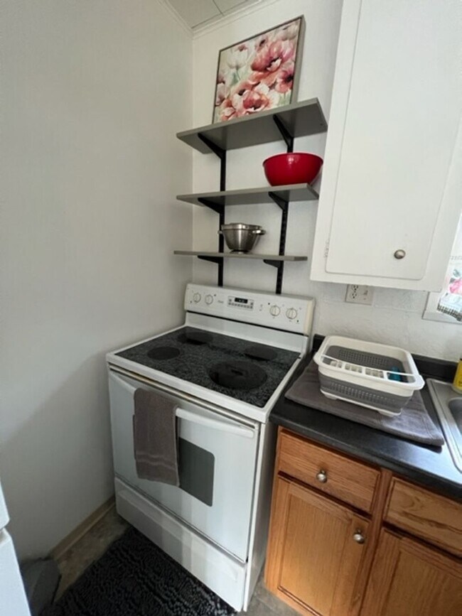 Building Photo - A Little Piece of Heaven in Historic Jacksonville