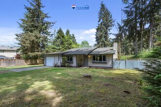 Building Photo - MOVE IN READY NOW!! 4 bed 1 bath on shy half acre! North Thurston School District