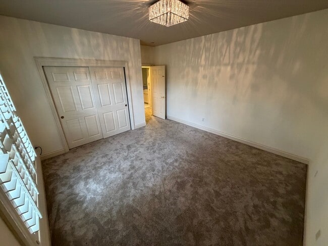 Building Photo - Beautiful 4BD/3.5BA Private Luxury Single-Family Home in Prestigious Ruby Hills Community in Plea...