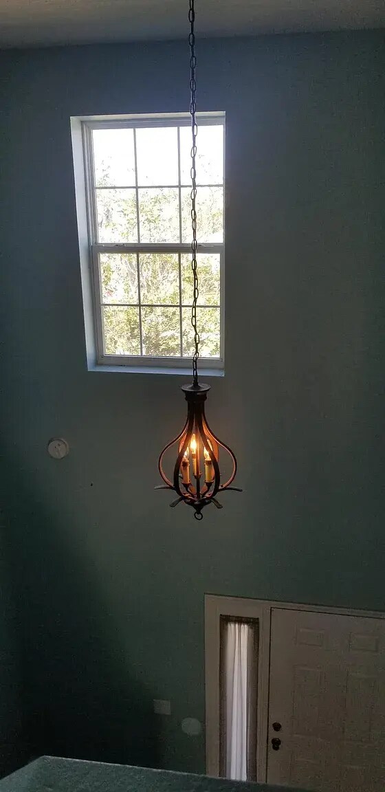 Building Photo - 1860 Soldiers Pass