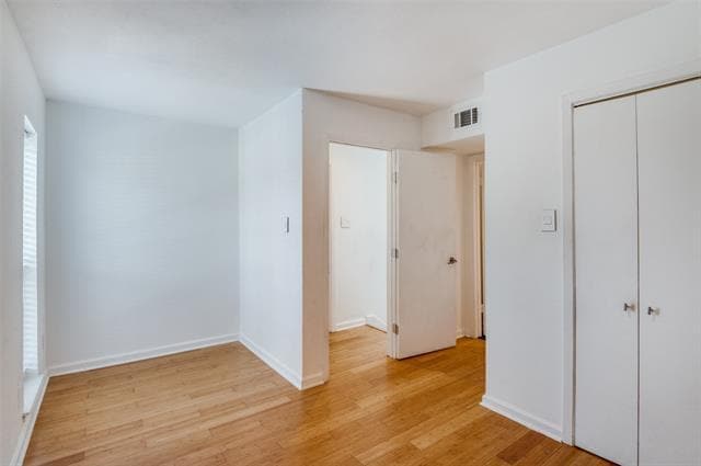 Building Photo - 4317 Hartford St