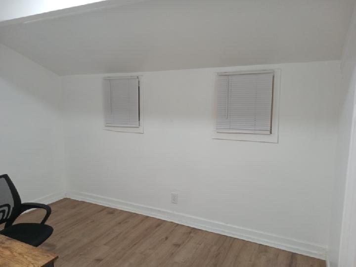 Building Photo - 18206 Sunburst St