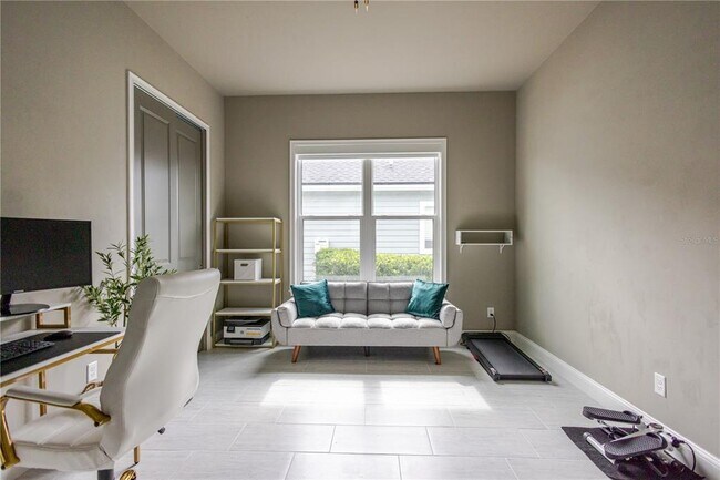 Building Photo - 11967 SW 32nd Ln