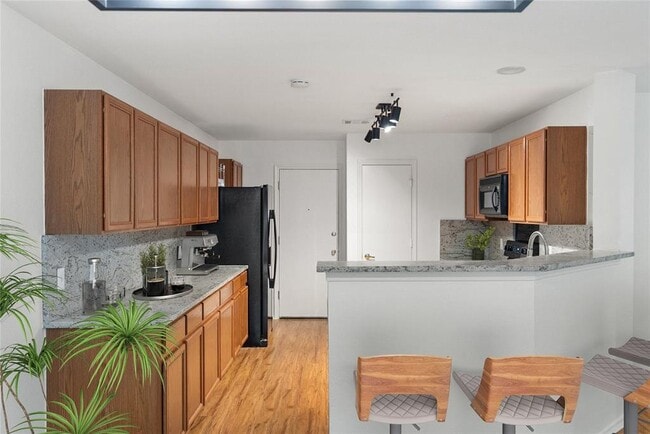 Building Photo - 6629 Doyal Dr