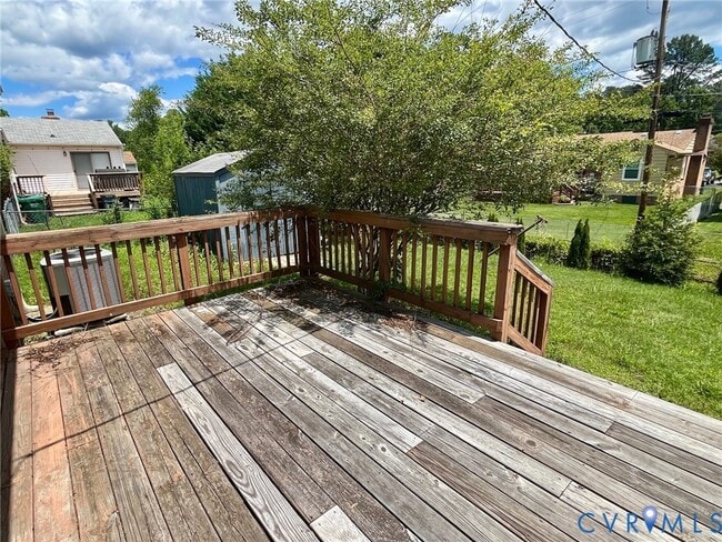 Building Photo - 3911 Sunburst Rd