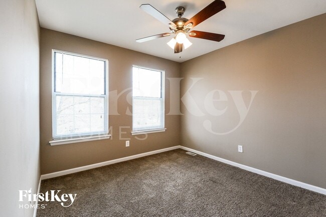 Building Photo - 3081 Willow Creek Estates Ct