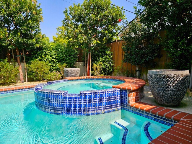 Building Photo - COMING SOON- Charming Single Family Home with Pool in Burbank