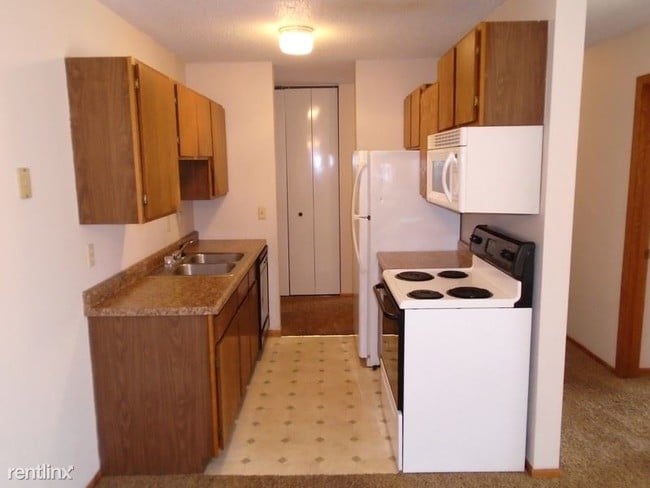 3 - Andell Apartments