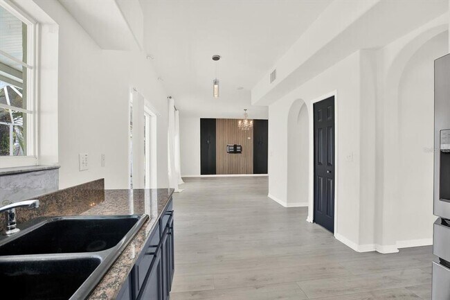 Building Photo - 4732 Barchetta Dr