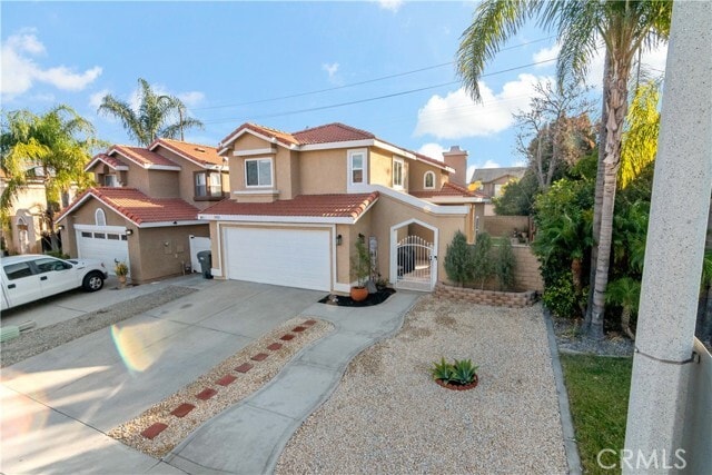 Building Photo - 2025 Fairmont Dr