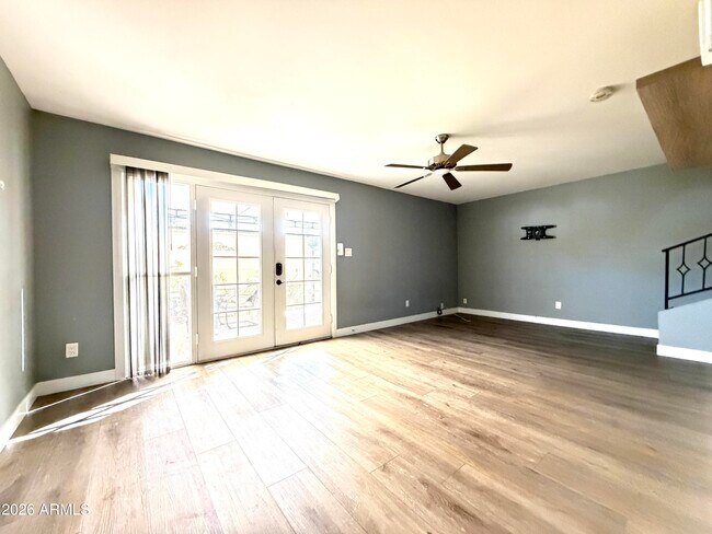Building Photo - 4460 E Belleview St
