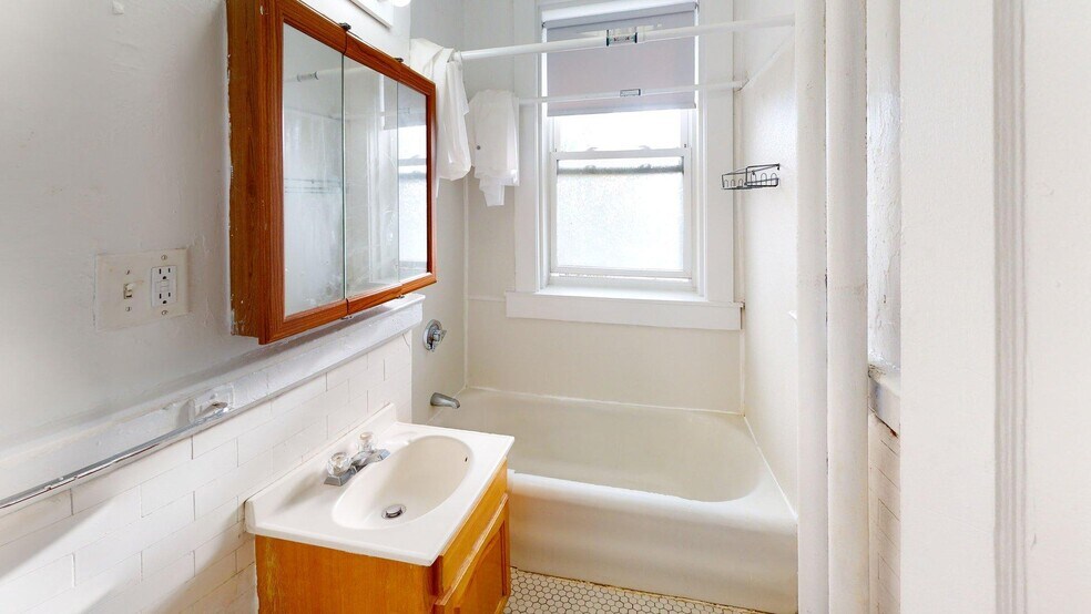Building Photo - 1171 Boylston St