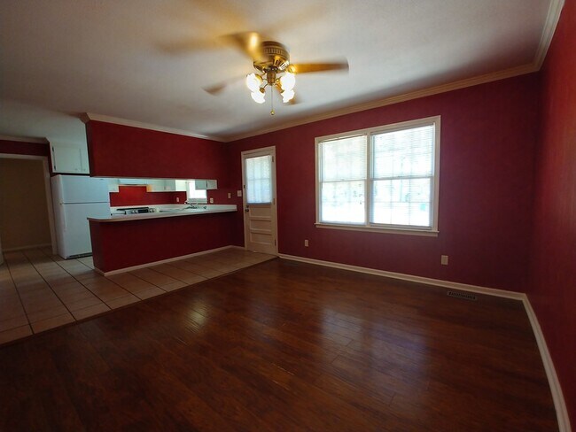 Building Photo - 2625 Partridge Dr