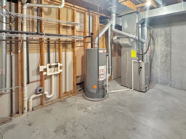 Building Photo - 2630 Weatherby Hills Dr SE