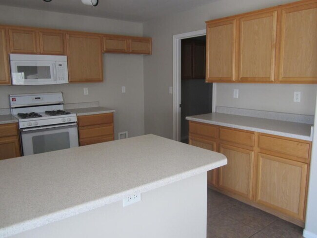 Building Photo - 4122 Carrie Hills Ave