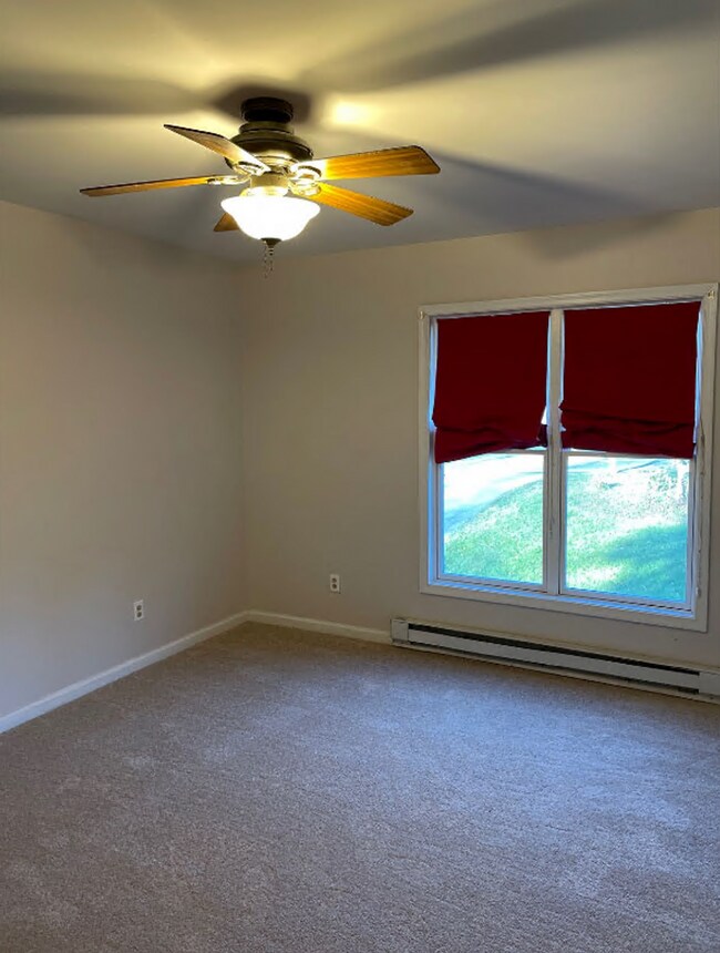Building Photo - Spacious 5-Bedroom Home with Finished Base...