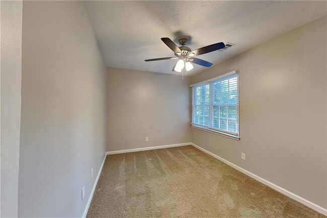 Building Photo - 4820 Hill Creek Ct