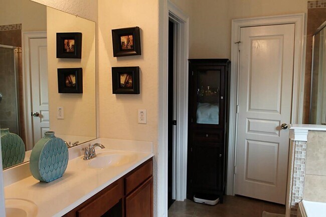Building Photo - 99 E Lasting Spring Cir