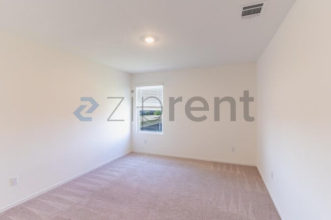 Building Photo - 500 Arnage Dr