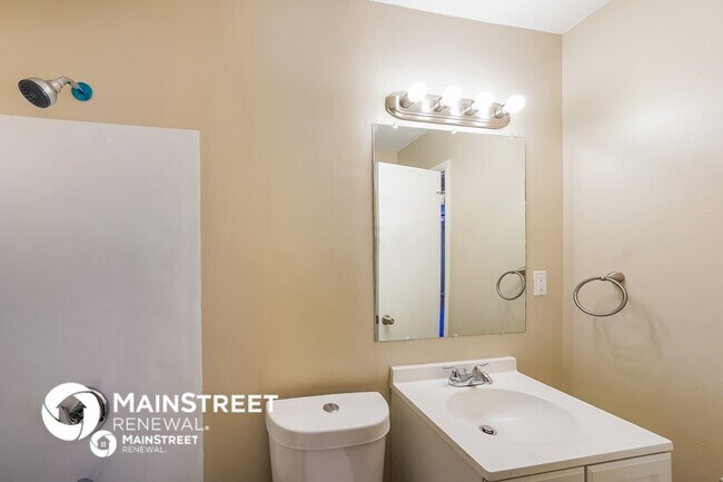 Building Photo - 9765 Virginianna Dr