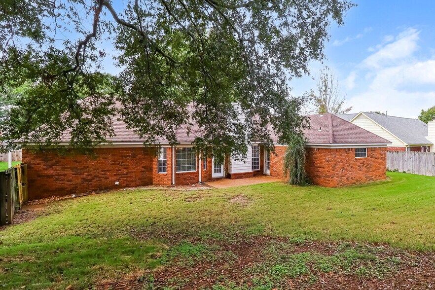 Building Photo - 4046 Shady Mill Cove