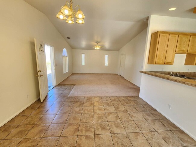 Building Photo - COMING SOON!!! 3 Bedroom Home in 29 Palms