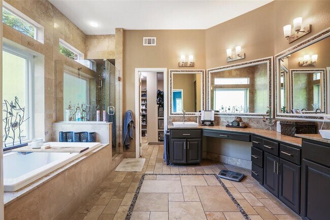 Building Photo - 5609 Painted Valley Dr