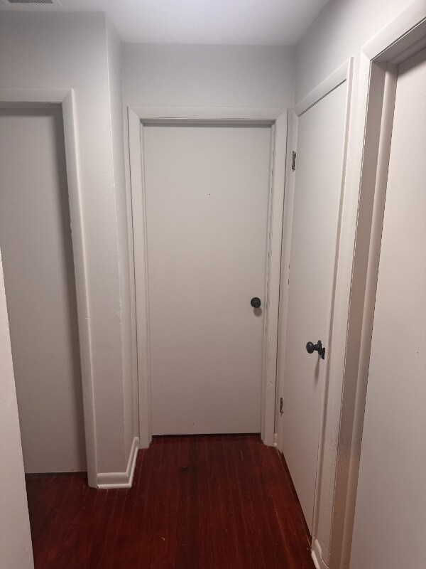 Building Photo - 12-14 Grove Ct