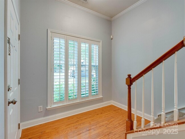 Building Photo - 1571 Pecan Ave