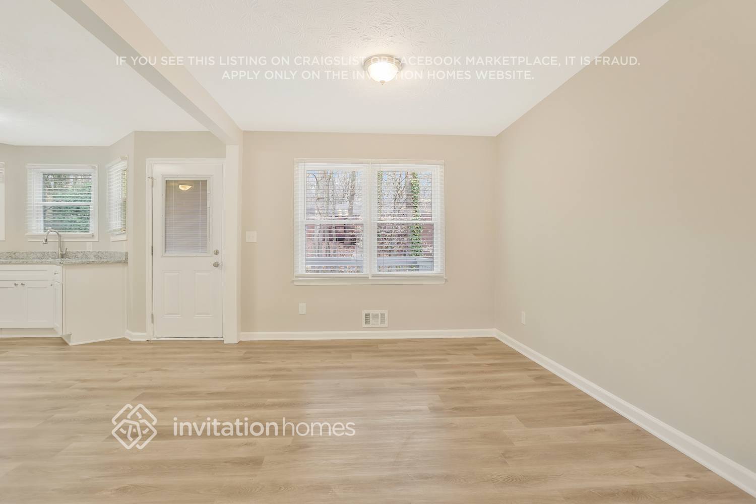 Building Photo - 1648 Roman Point Dr