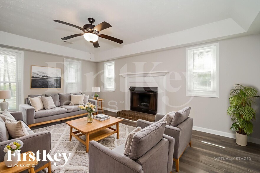 Building Photo - 3465 Rainbow Dr