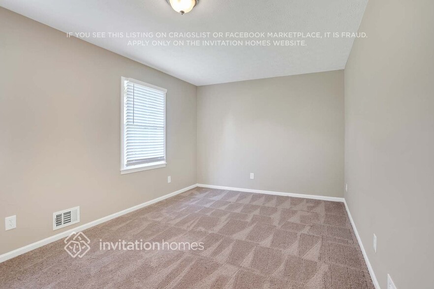 Building Photo - 215 Winston Dr