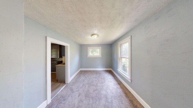 Building Photo - Coming soon- Close to downtown- 3 bedroom in Mansfield