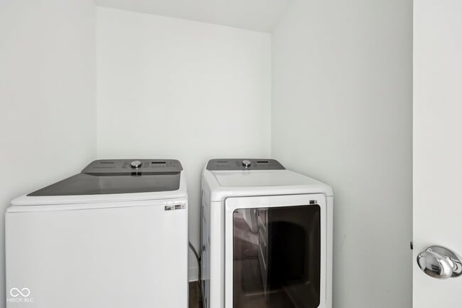 Building Photo - 17255 Gresham Ln