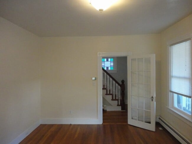 Building Photo - 39 E Bowery St