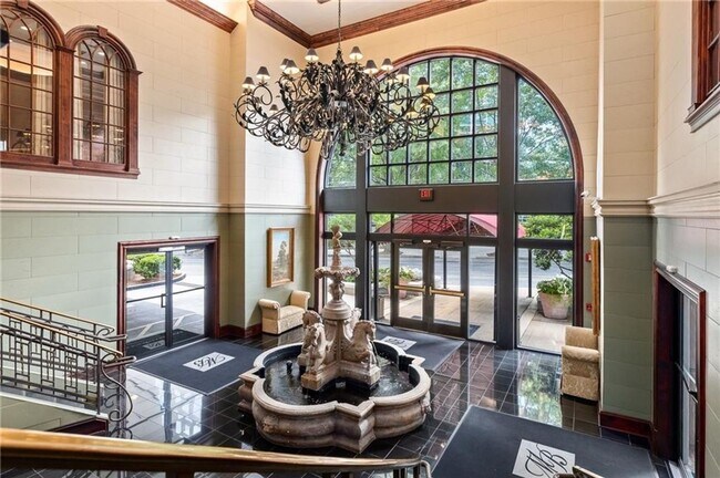 Building Photo - Buckhead - Upgraded Luxury 1 bedroom at Me...