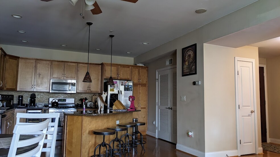 Kitchen - 30 East Central Pky