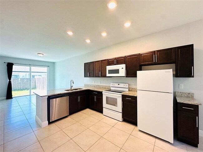 Building Photo - 702 Bluebill Pl