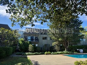 Building Photo - Sausalito Condo with Scenic Views!  Covered Parking!  Pool!  FOUNDATION