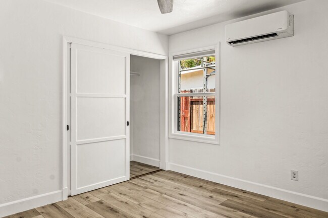 Building Photo - 6265 Romo St