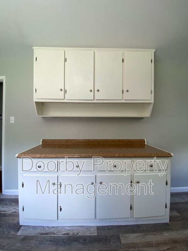 Building Photo - 304 McDonald Dr