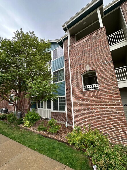 Building Photo - 2672 S Cathay Way