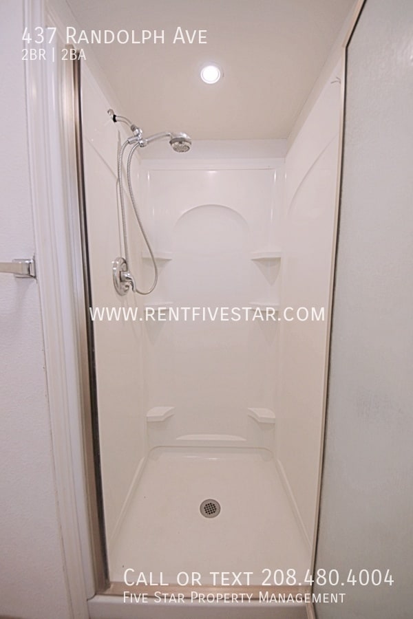 Building Photo - 437 Randolph Ave