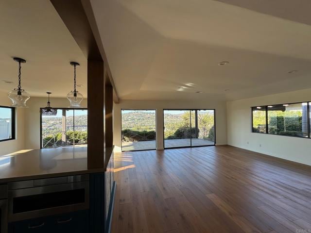 Building Photo - 2454 Torrejon Pl