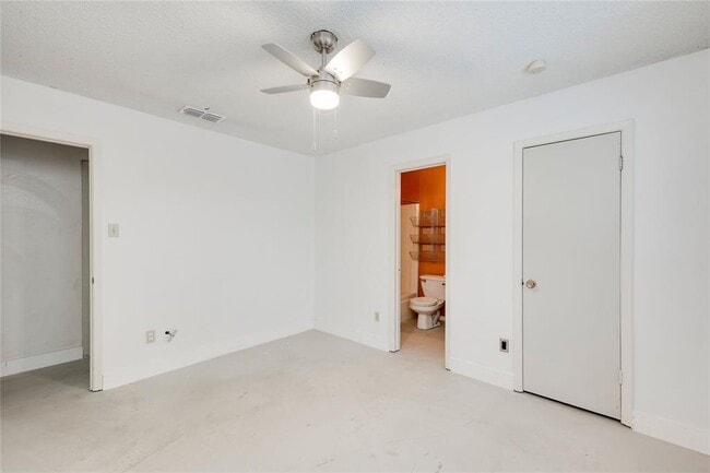 Building Photo - 8408 Romney Rd