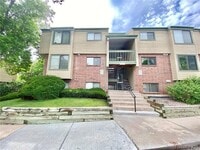 Building Photo - 3606 S Depew St