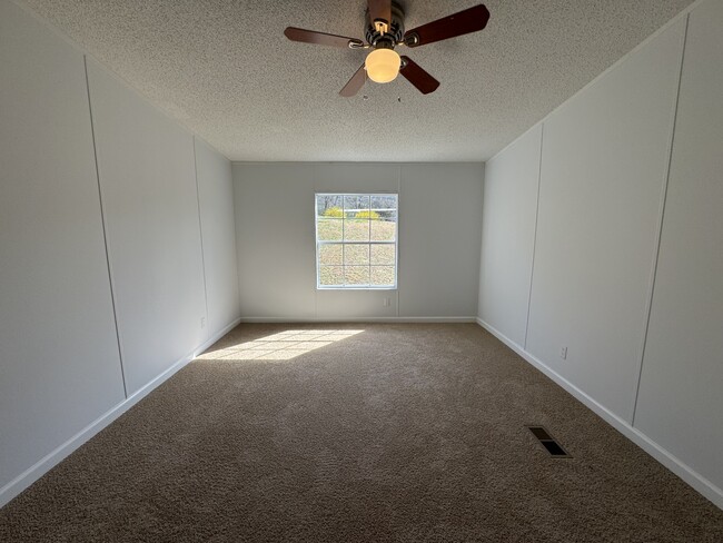 Building Photo - 4299 Wagon Trail