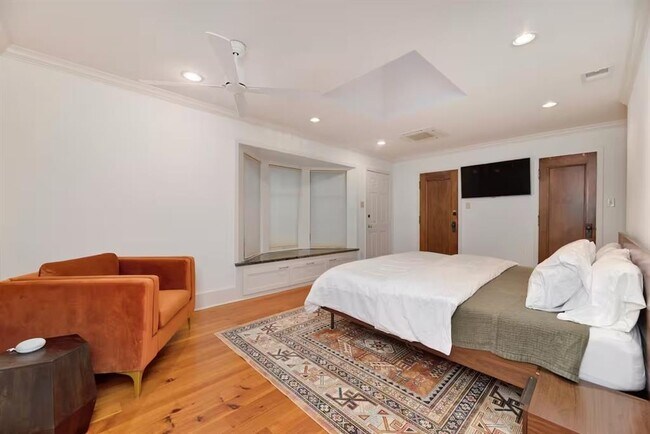 Building Photo - 1212 Baylor St