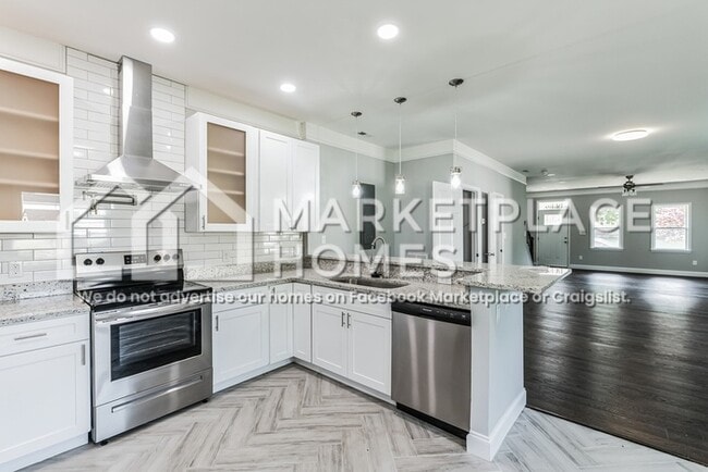 Building Photo - 1803 1/2 N 28th St