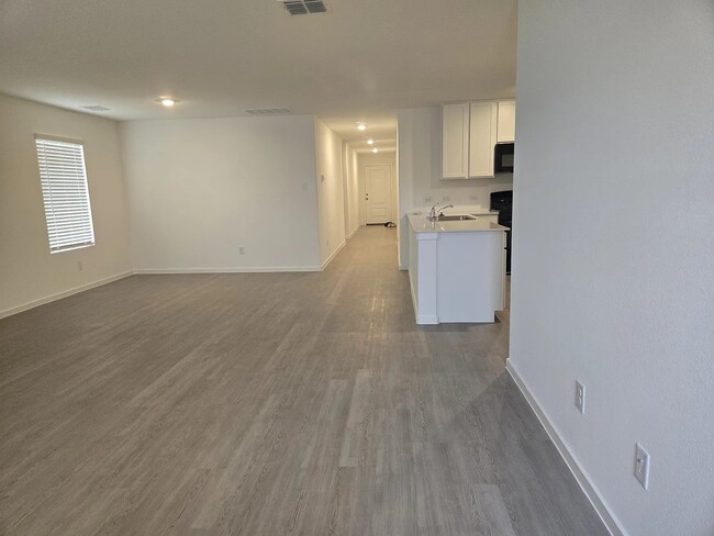 Building Photo - 1620 Lercara Ln